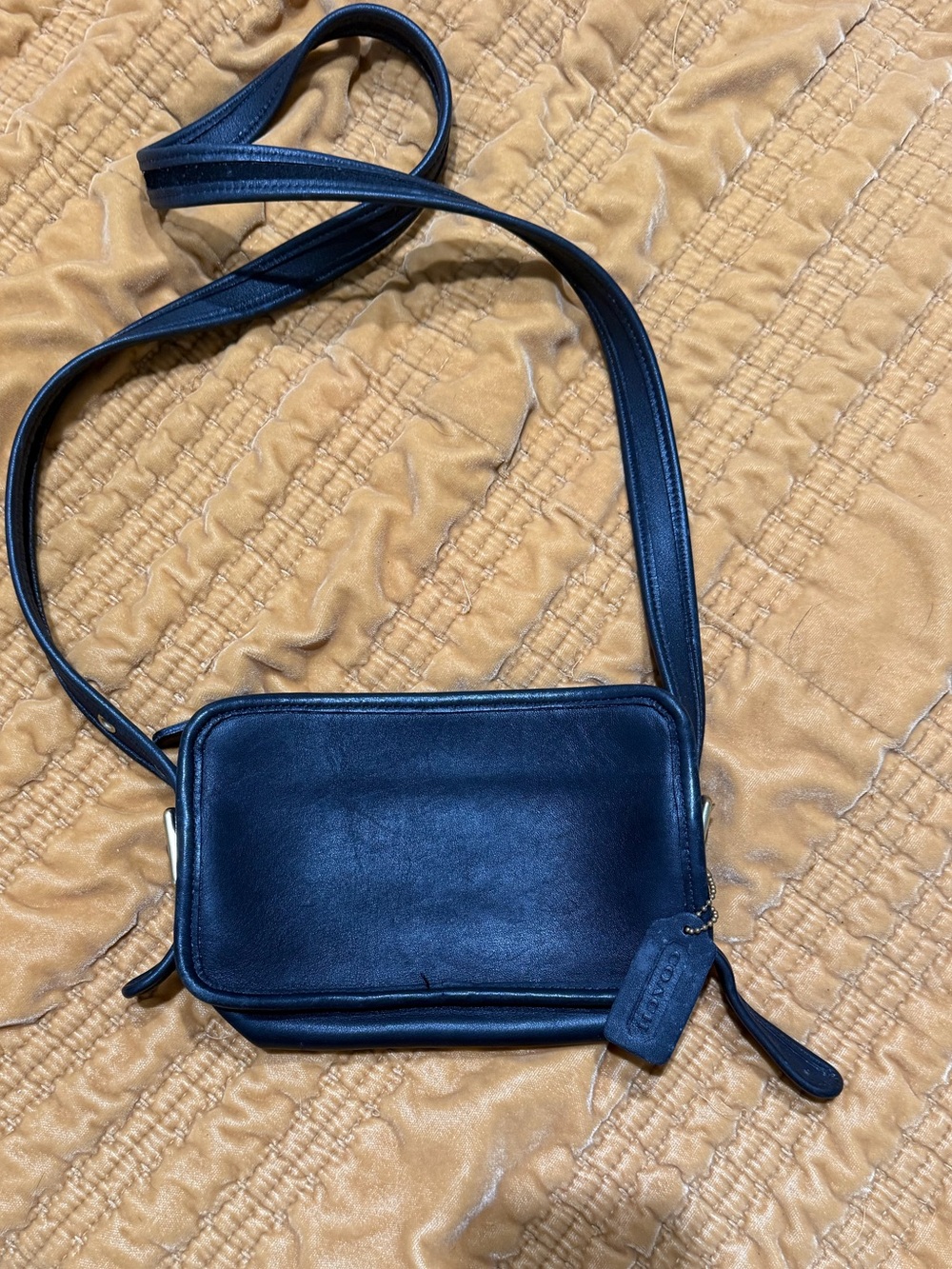 Vintage coach legacy east west bag black
